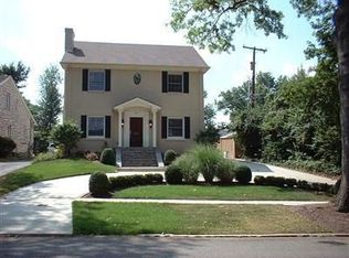 302 Hart Rd, Lexington, KY 40502