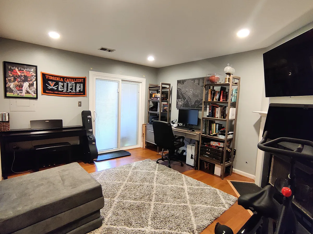 Building Photo - 14 S Gordon St