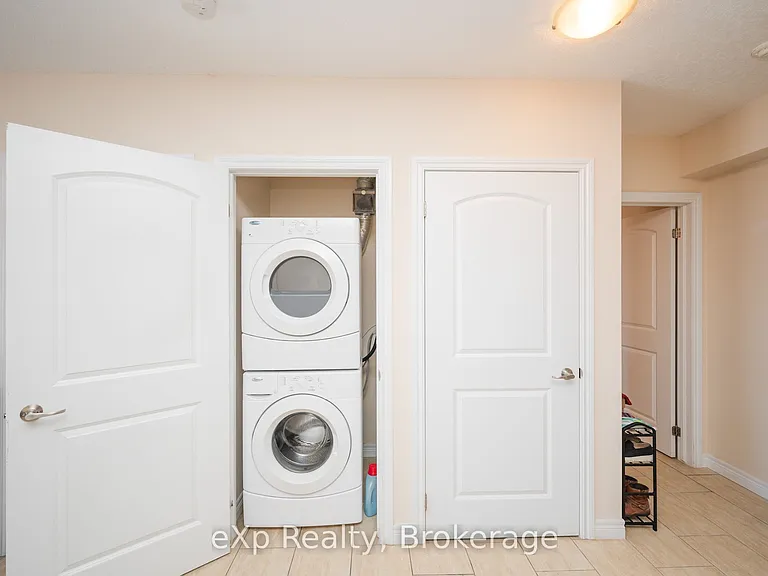 886 Golf Links Rd #204 — Photo 19
