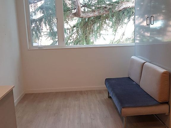 5th image of 2037 Yale Ave E #305