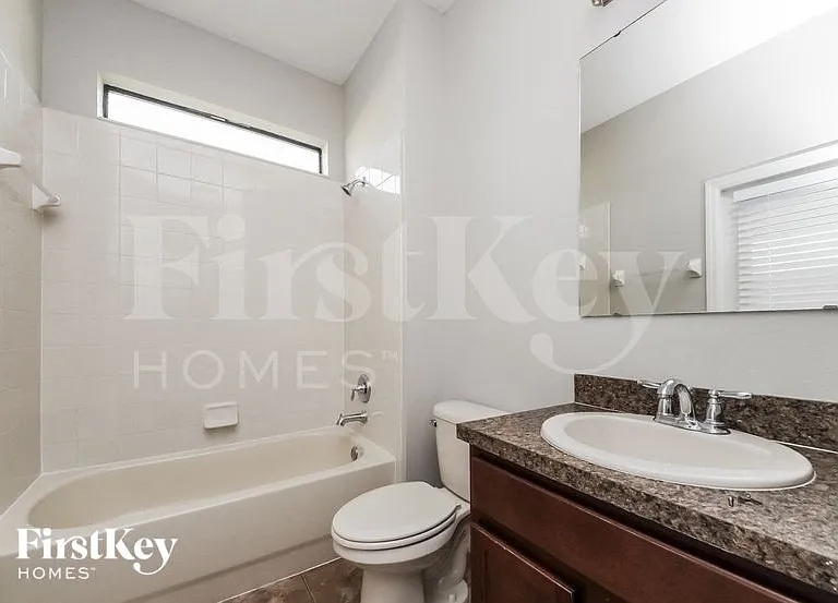 4705 Blackthorn Cir — Photo 12