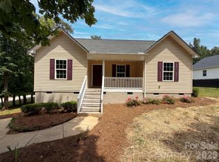 494 Hall Spencer Rd, Catawba, SC 29704