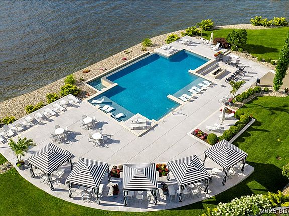 3rd image of 166 Captiva Dr Unit 3C