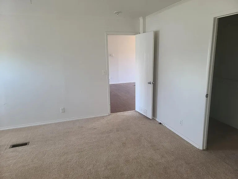 3453 Rhea Ct — Photo 12
