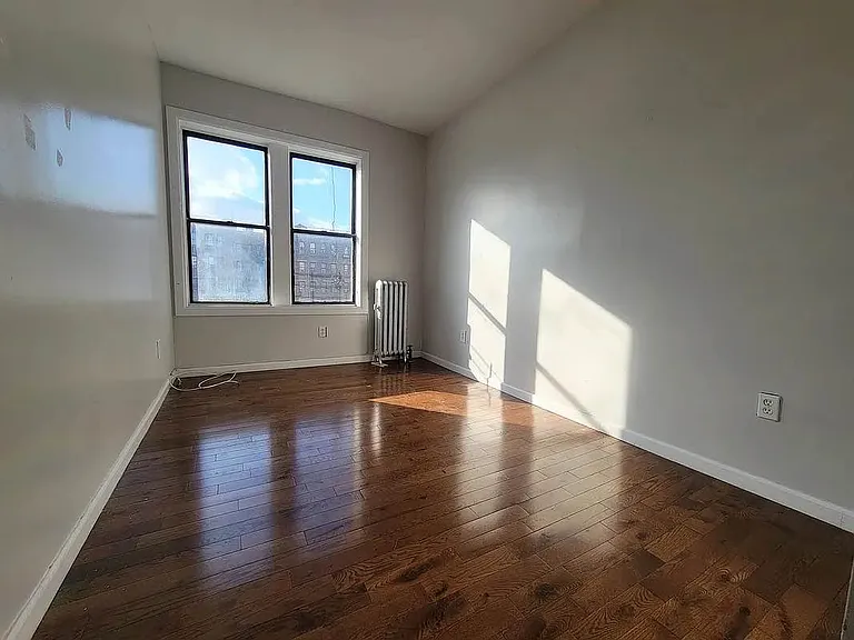 10 Vermilyea Ave #4B — Photo 4