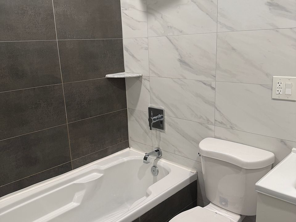 1st image of 2179 Light St #2