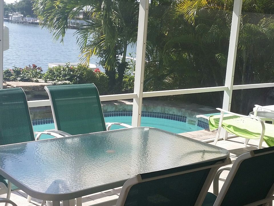 Screened porch.