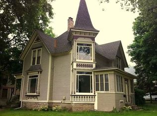 105 Hill Ave #2, Elgin, IL 60120