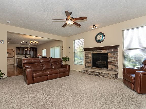 5th image of 3704 S 182nd St