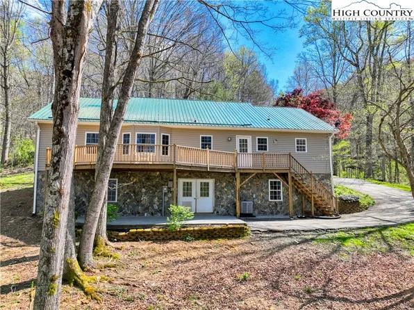 340 Hickory Trail, Warrensville, NC 28693