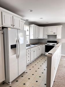 (Undisclosed Address), Lowell, MA, 01854