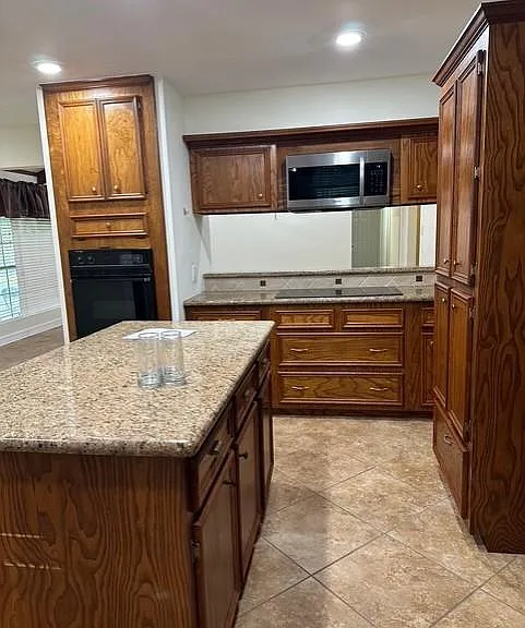 4503 Patterson Ln — Photo 9