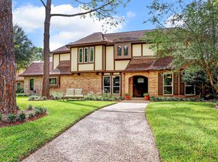 838 Silvergate Dr, Houston, TX 77079