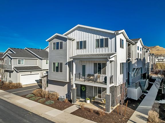 2nd image of 15227 S Tack Way