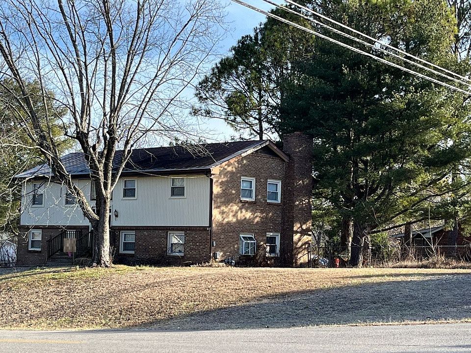 2nd image of 124 Lakeshore Dr