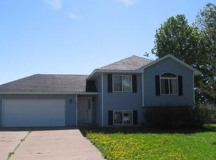 1322 Debra St, Ellsworth, WI 54011