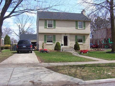 1st image of 145 Lodewyck St