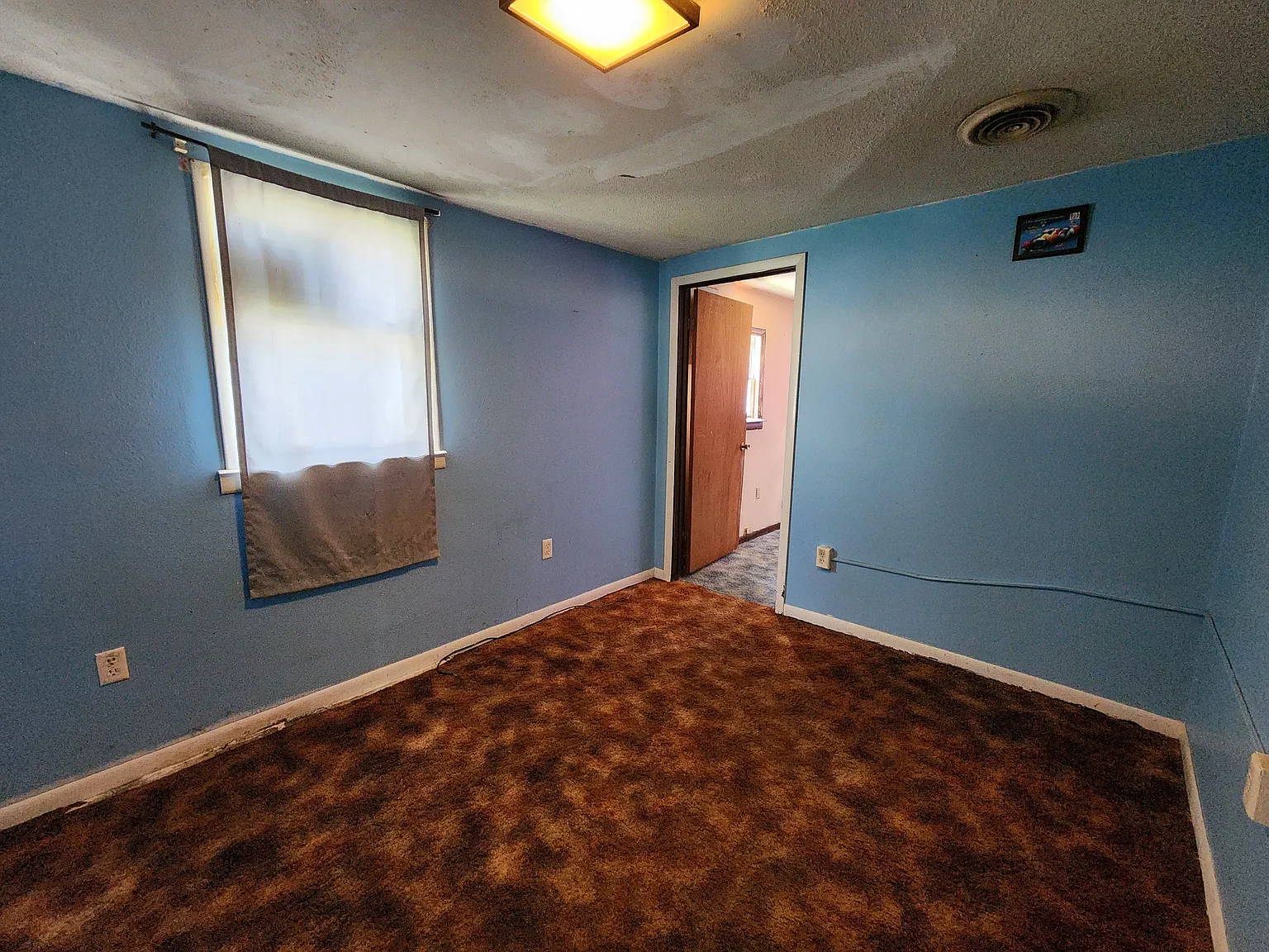 816 5th Avenue Northeast - 1 — Photo 3
