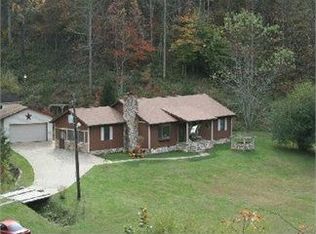 30 Spice Rdg, Newton, WV 25266