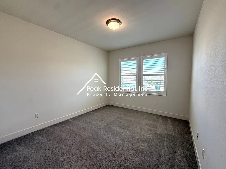 3535 Heron Ct — Photo 32