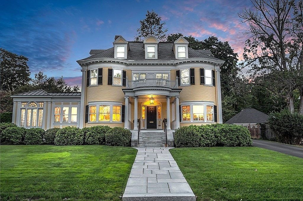 2 Massachusetts Ave, Worcester, MA 01609 Zillow