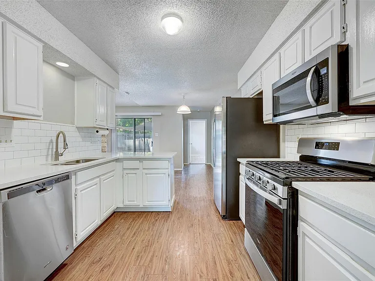 12601 Europa Ln — Photo 12