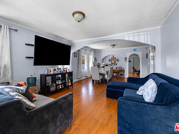 3rd image of 3793 Cimarron St