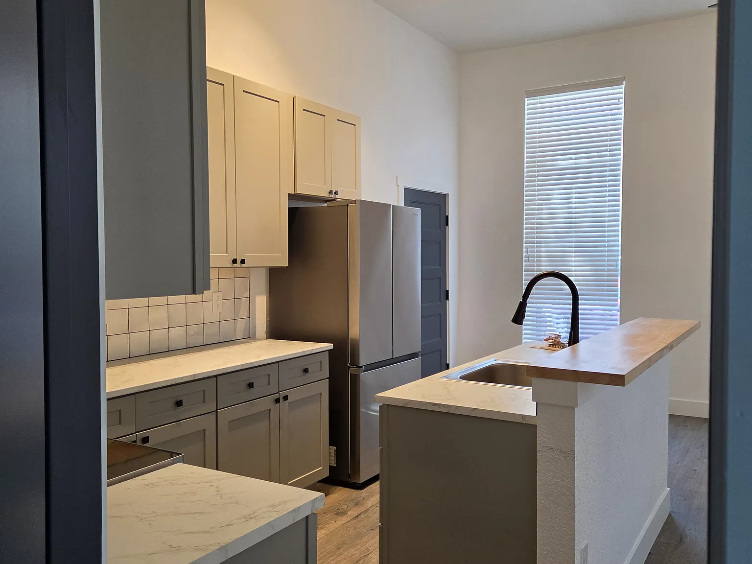 1 bed, 500 sqft, $1,600 — Photo 4