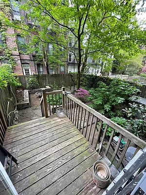 Rented by Eric Goodman Realty Corp | media 18