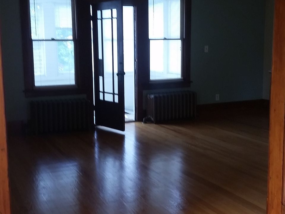 1st image of 615 Providence St