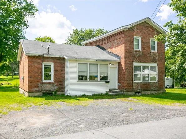 5955 Jefferson St, Wolcott, NY 14590