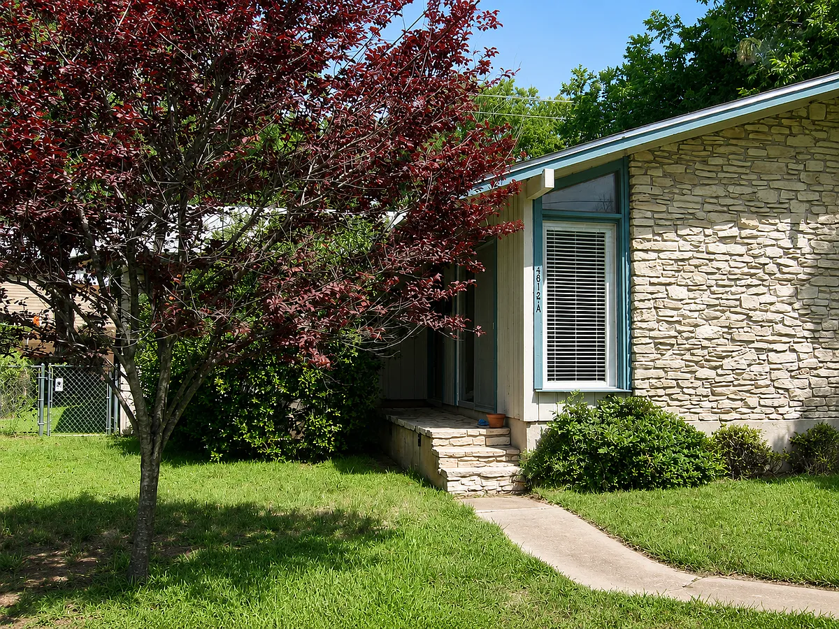 Building Photo - 4812 Avenue H
