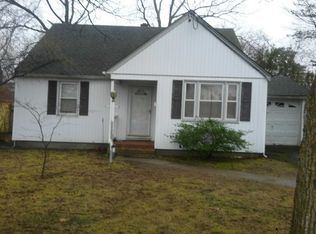 6 May St, Bay Shore, NY 11706