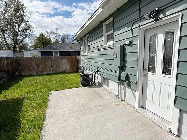 1332 S 3rd Ave — Photo 17