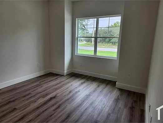 3 bed, 2366 sqft, $2,000 — Photo 4