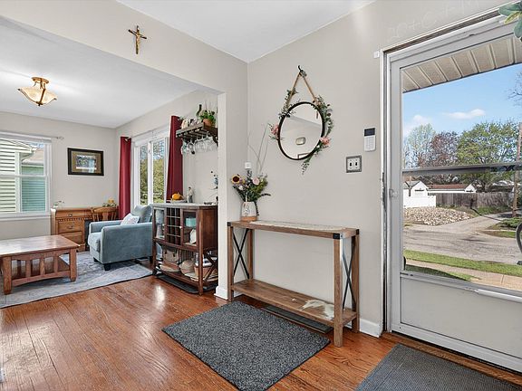 5th image of 1116 Woodlawn Blvd