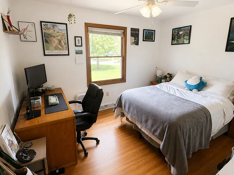 2118 Melrose Dr — Photo 4