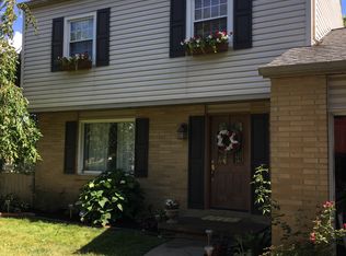 713 Greenwood Dr, Canal Fulton, OH 44614