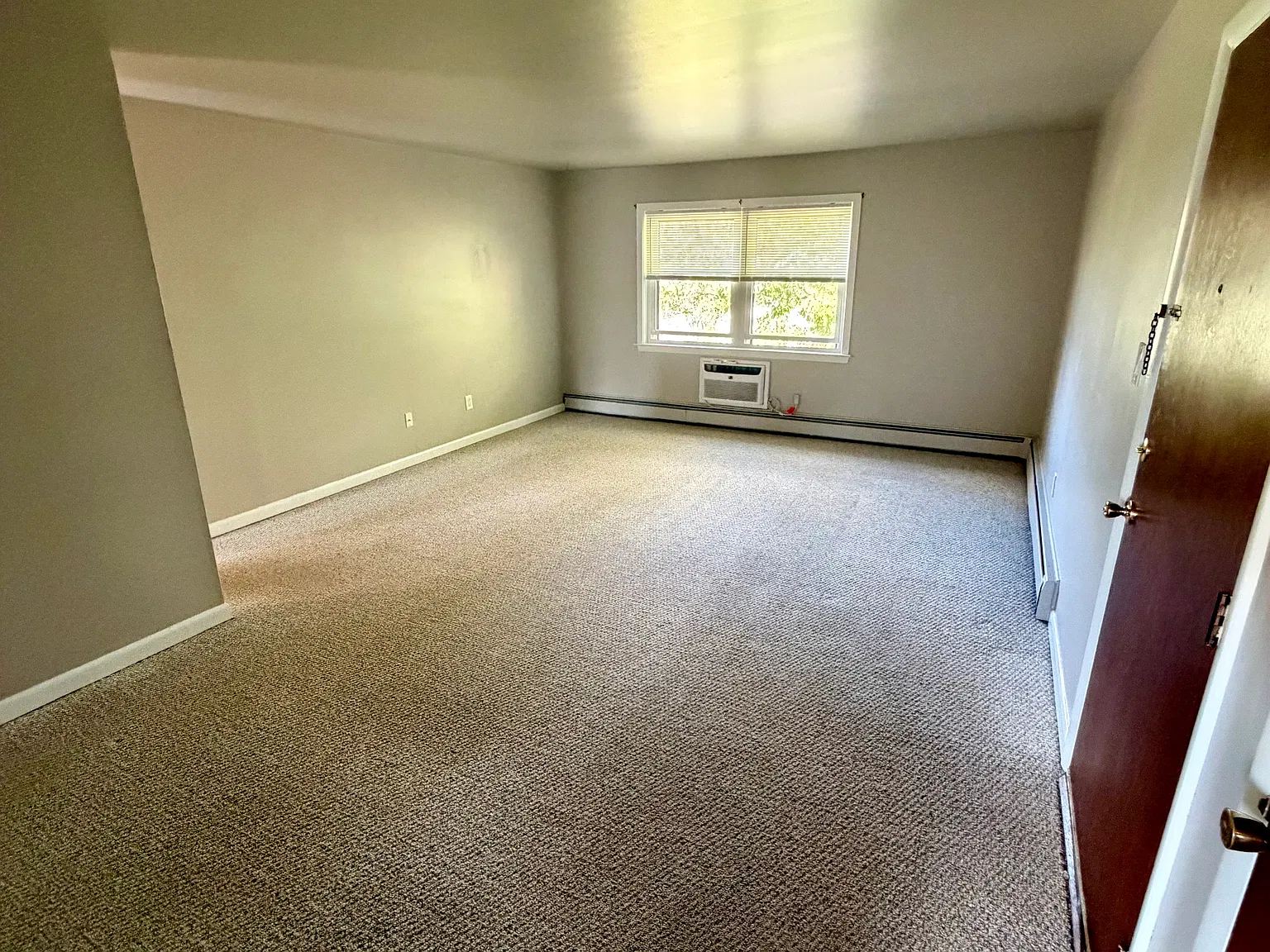 2 bed, 1.5 bath, $1,575 — Photo 3
