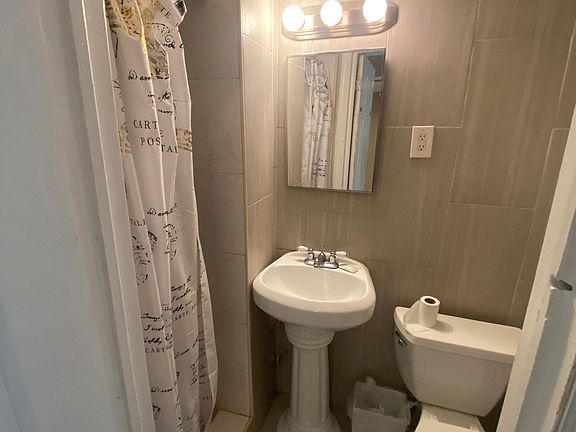 5th image of 1211 E 54th St Floor 1