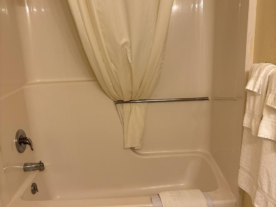 2nd image of 107 E 2nd St #302
