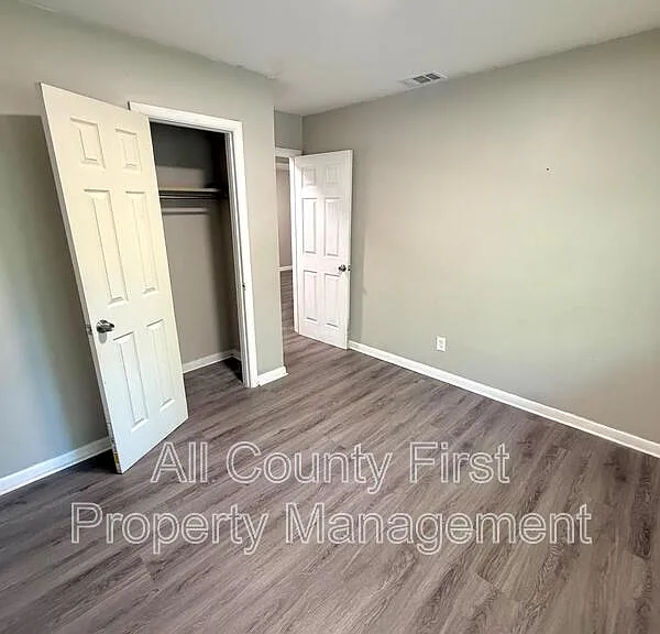 2386 Cresta Dr — Photo 8