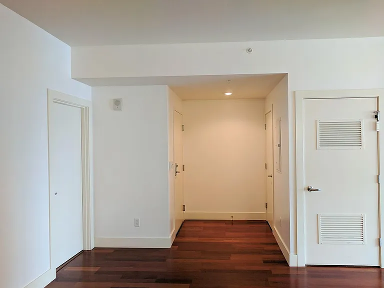 2911 2nd Ave #623 — Photo 5