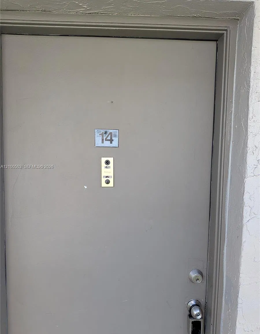 2 bed, 2.0 bath, $2,100 — Photo 3