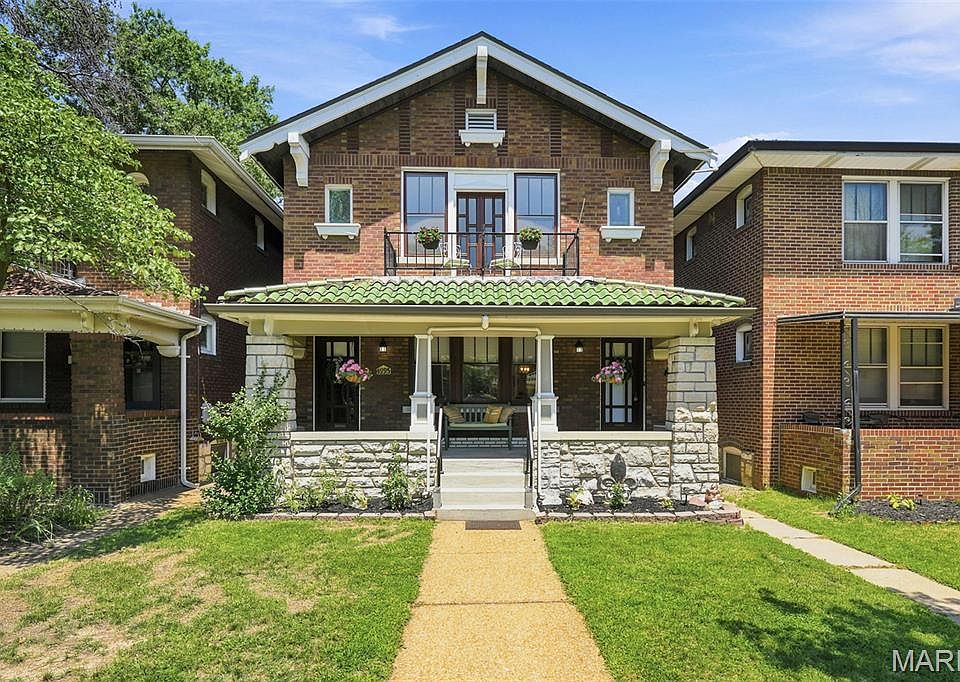 1st image of 4995 Tholozan Ave