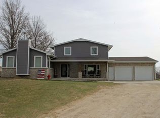 7100 N Union Rd, Cedar Falls, IA 50613