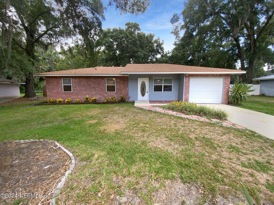 1st image of 810 OAK Street