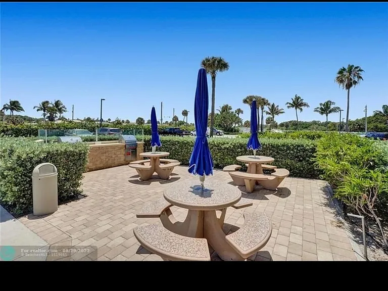 9650 S Ocean Dr #809 — Photo 10