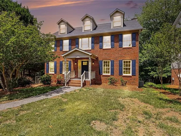 4095 Benton Creek Dr, Winston Salem, NC 27106