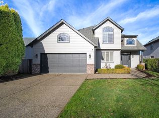 9135 SW Stono Dr, Tualatin, OR